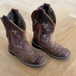 Girls Brown Floral Embroidered Western Kids Boots